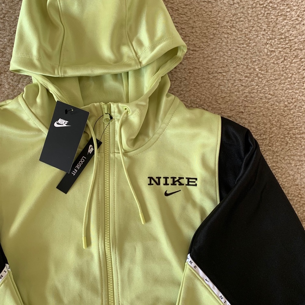🌺New! Nike Color Block Jacket Women’s